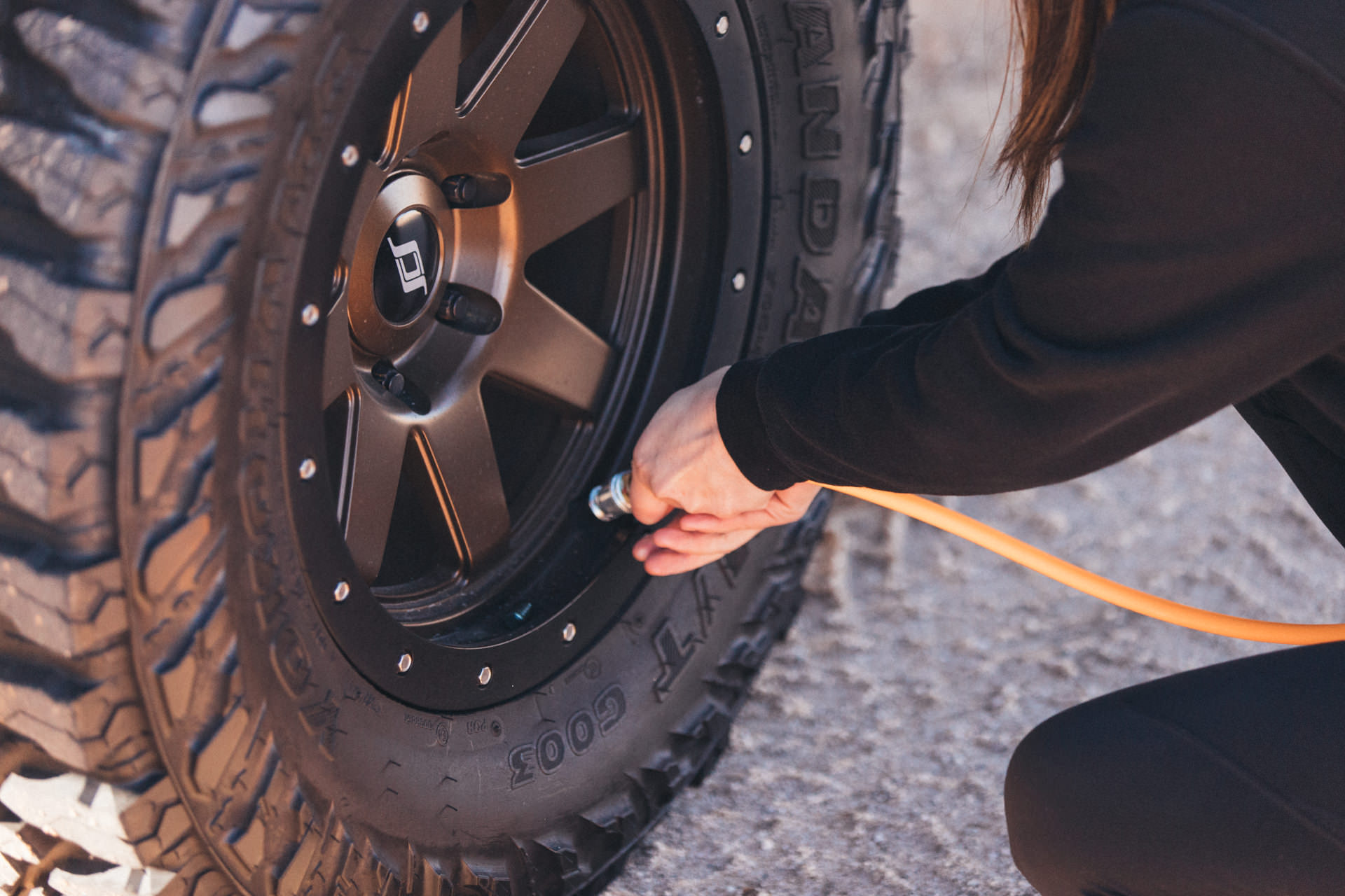 The Deflator - Rapid Air Down Tire Deflator - Traverse Adventure Gear